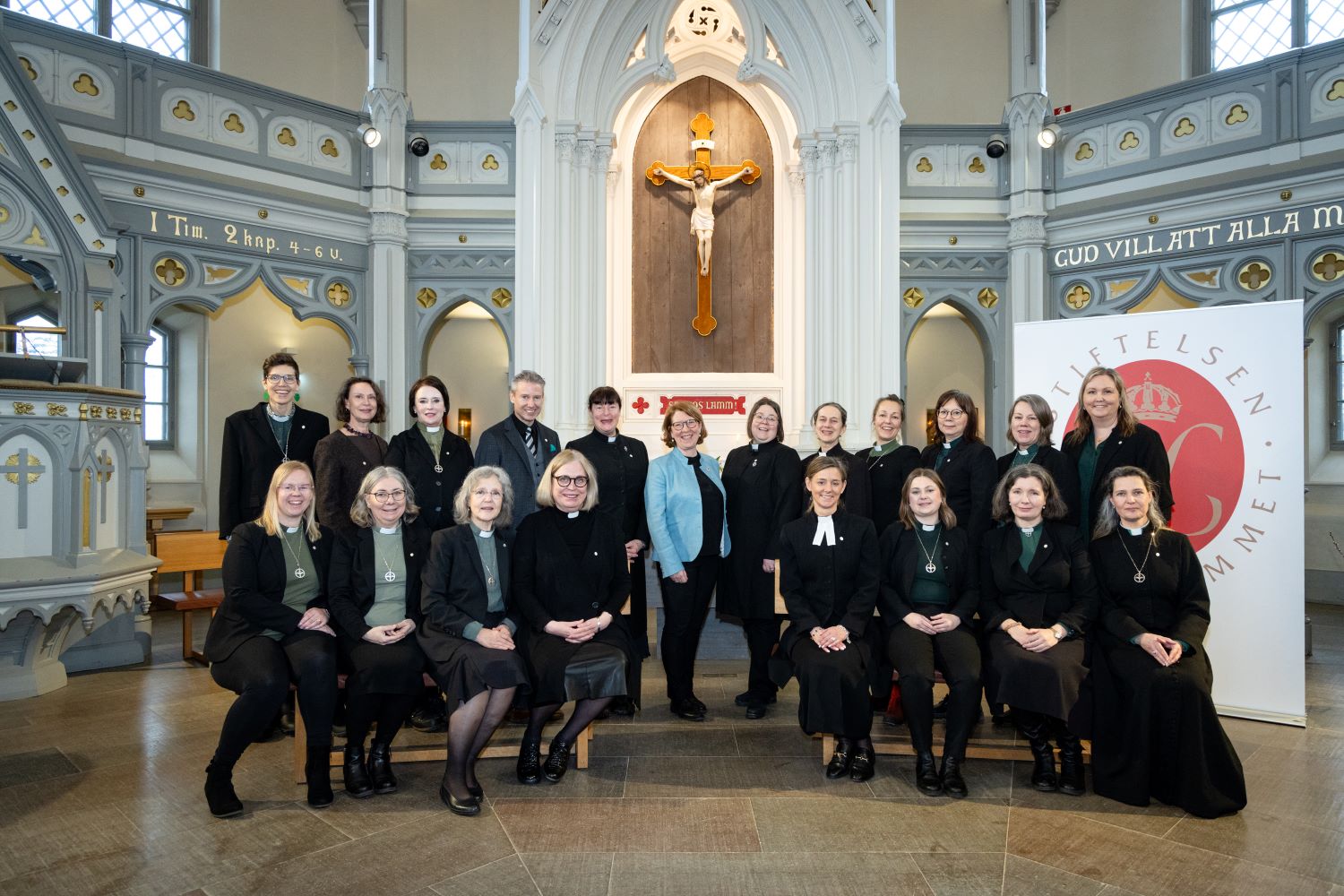 Jinsiy aloqa haqida video Ayollar kozini shishiradi